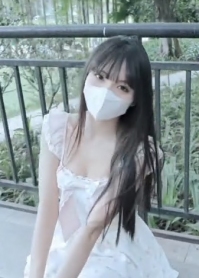 邻家小妹清纯连衣裙 对白淫荡极度反差，如玉般的身体！酥到骨头里 1