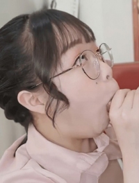 工读生护士妹来看淫荡小护士芋圆被颜射内射 ed mosaic ed-90