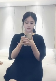 赵总寻花之甜美邻家妹第一场标准脸蛋甜又美，扒光衣服更完美