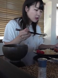 谢谢美奈酱★让我下定某个决心的纯正偶像3泊4日完全私人影像限定公开 FC2PPV-4768500